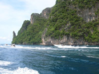 Koh Phi Phi - if you are expecting peace and quiet......